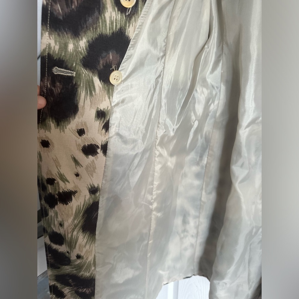 DO NOT BUY For MY NEW POSH FRIEND 
Valentino Multi Print Trench - Picture 9 of 11